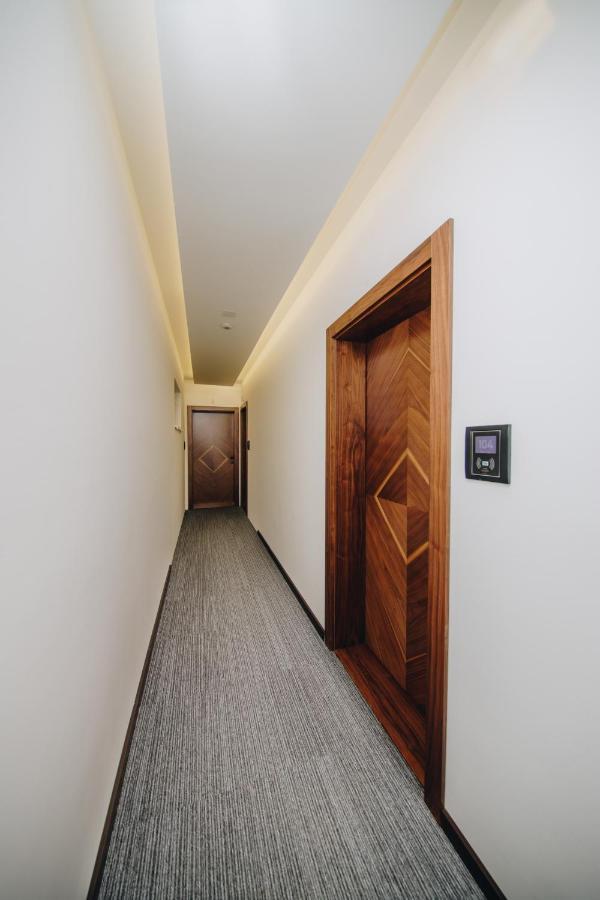 Boutique Luxury Apartments Kragujevac Bagian luar foto