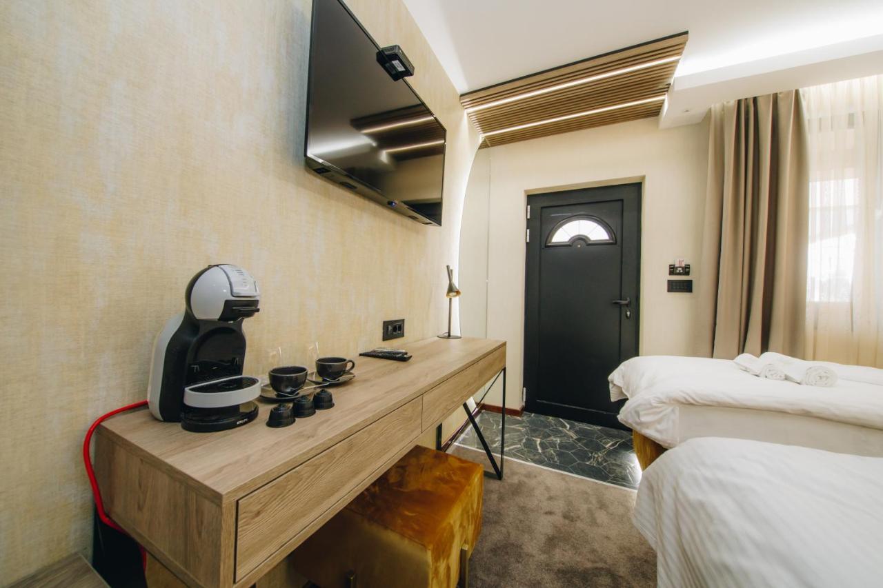 Boutique Luxury Apartments Kragujevac Bagian luar foto